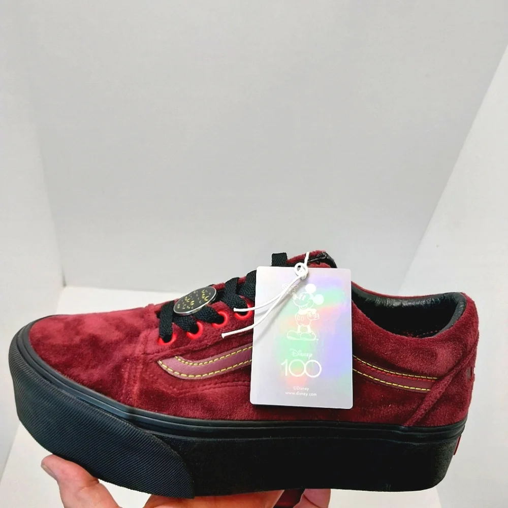 Vans Disney x Old Skool Stackform Poison‎ Apple, Limited Edition, NWT, Size 8